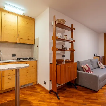 La Casetta Vintage - With Garage Appartamento